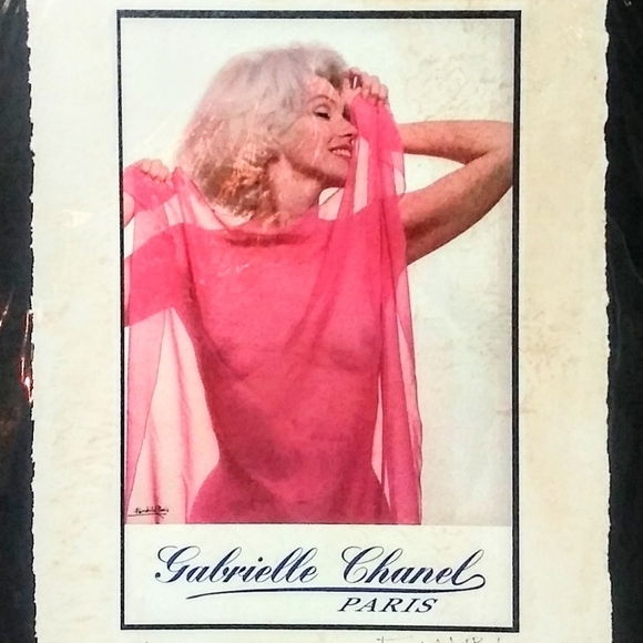 Marilyn Monroe CHANEL AP. Print By Fairchild Paris - Picture 6 of 12